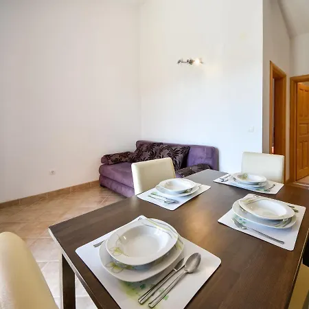 Milin-3 By Interhome Apartman