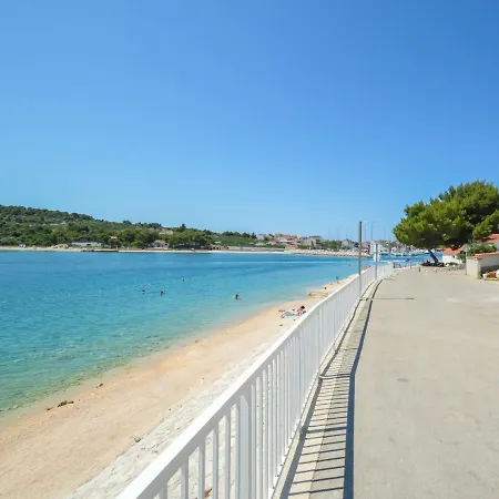 Milin-3 By Interhome Jezera