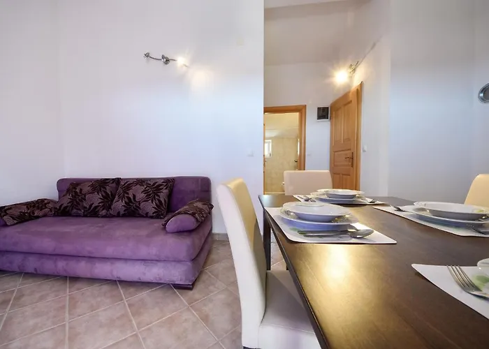 Milin-3 By Interhome Apartman Jezera